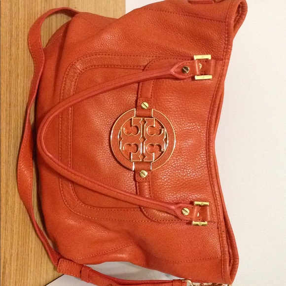 $Price Drop$ Tory Burch Amanda Hobo! - Picture 4 of 7